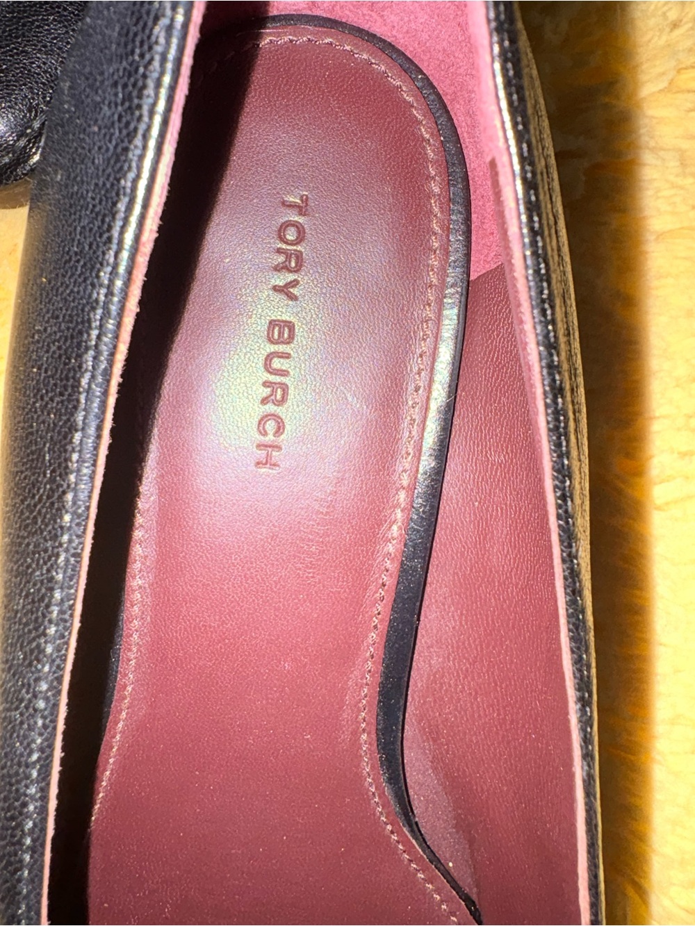 Tory Burch Black Leather Block Heel Loafers with Gold Chain and Brown Accent - Picture 3 of 7